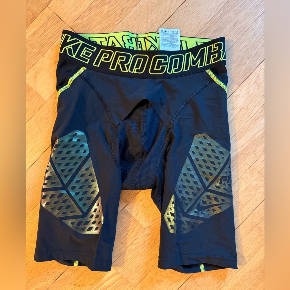 Nike Pro Combat Compression Shorts Medium